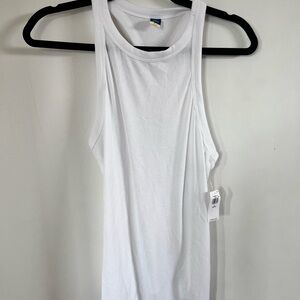 Old Navy Ultralite Rib Knit Performance Tank White Petite M NWT
